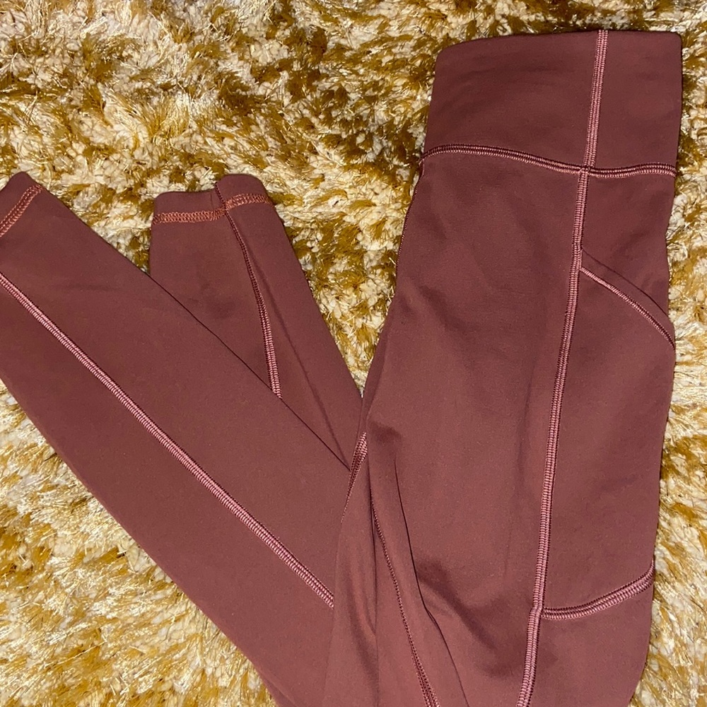 Lululemon leggings
